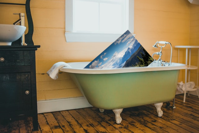 A photo tub